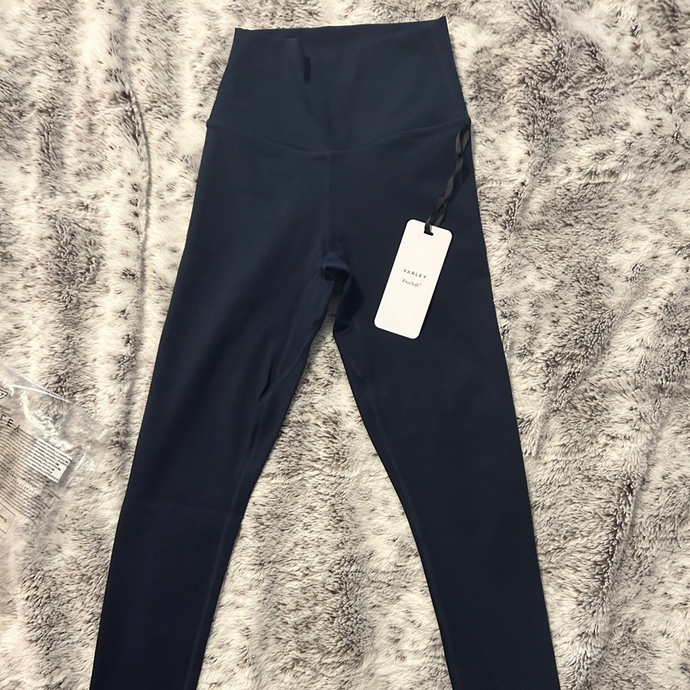 NWT Freesoft High-Rise Leggings